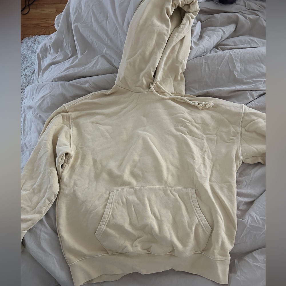Levi’s Cream Hoodie